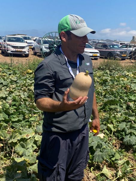 Michael presented 'Bongo', a new variety of Butternut